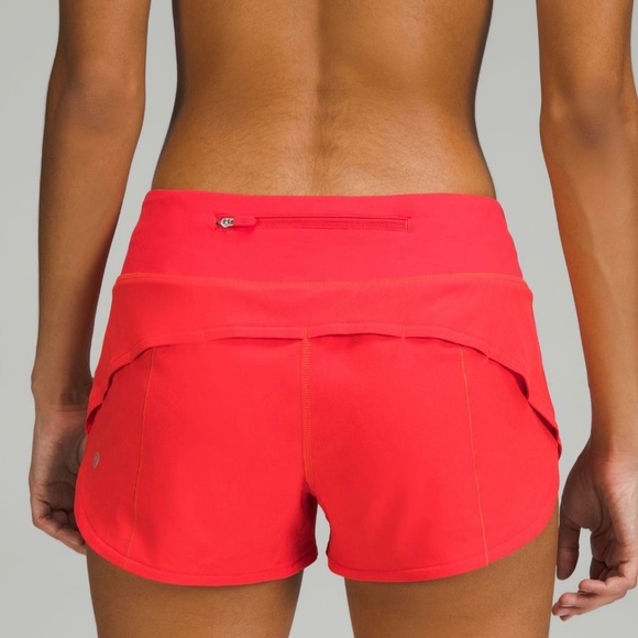 (NWT) Lululemon Speed Up Low-Rise Lined Shorts 2.5" in Carnation Red, Size: 8 - Picture 5 of 16